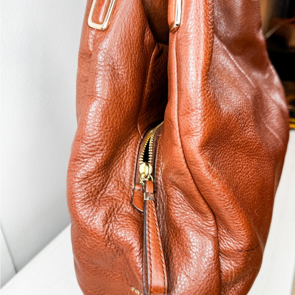 Madison Phoebe 26224 Coach Pebbled Leather Shoulder Bag Cognac Brown Red Lining - Picture 3 of 14